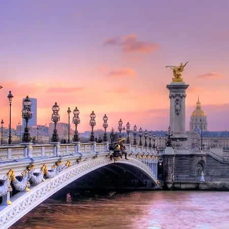 Gorgeous Eiffel Tower *